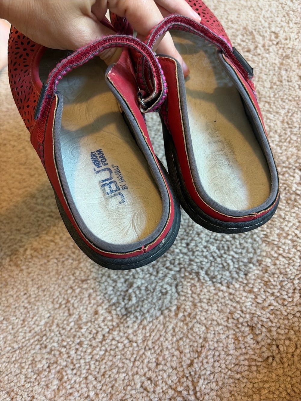 JBU By Jambu Wildflower Red  Mary Jane Style Shoes Sandals  Outdoor  Size 7.5 - Picture 5 of 7